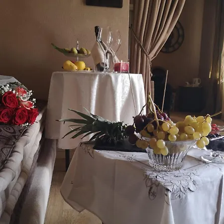 Aurelj Guest house Barolo